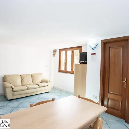 A Due Passi Dal Mare Apartment San Teodoro (Sardinia)